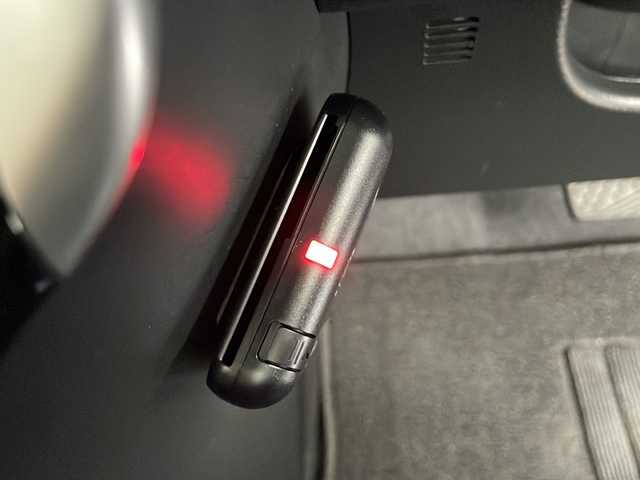 トヨタ ルーミー カスタムG 秋田県 2024(令6)年 0.6万km ブラックマイカメタリック ４ＷＤ/社外ナビ/　(AM/AM/Bluetooth)/バックカメラ/レーダークルーズコントロール/両側パワースライドドア/ウェルカムオープン/オートブレーキホールド/オートライト/LEDヘッドライト/スマートキー/スペアキー/純正フロアマット/ETC/取扱説明書/保証書