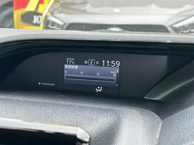 トヨタ エスクァイア ハイブリッド Gi 東京都 2014(平26)年 9.6万km ホワイトパールクリスタルシャイン 両側パワースライドドア/社外ナビ/Bluetoothオーディオ／ＤＶＤ再生／フルセグTV/フリップダウンモニター/RSA10S-L　アルパイン製/前後ドライブレコーダー/ZDR-015/ETC/前席シートヒーター/リアオートエアコン/LEDヘッドランプ/置くだけ充電/スマートキー×2