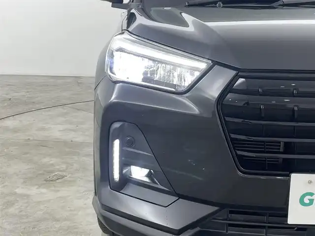 ダイハツ ロッキー プレミアム 福島県 2021(令3)年 4.5万km ブラックマイカメタリック スマートアシスト　/・車線逸脱警報/・衝突軽減システム/・レーンキープアシスト/・レーダークルーズコントロール/・コーナーセンサー/・オートハイビーム/純正ＳＤナビゲーション　/【AM/FM/DVD/CD/Bluetooth/フルセグ】/型式:NSZN-W710/ハーフレザーシート/ＥＴＣ　/シートヒーター　/プッシュスタート　/・スマートキー　/・スペアキー　/ＬＥＤライト　/・オートライト　/・フォグライト　/ステアリングスイッチ/・革巻きステアリング/・チルトステアリング/純正フロアマット