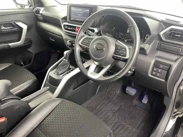 ダイハツ ロッキー プレミアム 福島県 2021(令3)年 4.5万km ブラックマイカメタリック スマートアシスト　/・車線逸脱警報/・衝突軽減システム/・レーンキープアシスト/・レーダークルーズコントロール/・コーナーセンサー/・オートハイビーム/純正ＳＤナビゲーション　/【AM/FM/DVD/CD/Bluetooth/フルセグ】/型式:NSZN-W710/ハーフレザーシート/ＥＴＣ　/シートヒーター　/プッシュスタート　/・スマートキー　/・スペアキー　/ＬＥＤライト　/・オートライト　/・フォグライト　/ステアリングスイッチ/・革巻きステアリング/・チルトステアリング/純正フロアマット