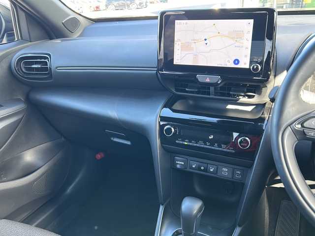 トヨタ ヤリスクロス ハイブリッド Z 岐阜県 2024(令6)年 0.5万km ブラックマイカ 登録時走行距離：4723km/ワンオーナー/純正ディスプレイオーディオ/バックモニター/Bluetooth・フルセグテレビ/レーダークルーズコントロール/レーンキープアシスト/前後コーナーセンサー/パワーシート/ハーフレザーシート/シートヒーター/ステアリングヒーター/ビルトインETC/前後ドライブレコーダー/オートライト/オートマチックハイビーム/プッシュスタート/スマートキー/純正18インチアルミホイール/保証書/取扱説明書