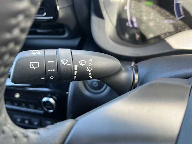 トヨタ ヤリスクロス ハイブリッド Z 岐阜県 2024(令6)年 0.5万km ブラックマイカ 登録時走行距離：4723km/ワンオーナー/純正ディスプレイオーディオ/バックモニター/Bluetooth・フルセグテレビ/レーダークルーズコントロール/レーンキープアシスト/前後コーナーセンサー/パワーシート/ハーフレザーシート/シートヒーター/ステアリングヒーター/ビルトインETC/前後ドライブレコーダー/オートライト/オートマチックハイビーム/プッシュスタート/スマートキー/純正18インチアルミホイール/保証書/取扱説明書