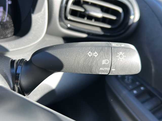 トヨタ ヤリスクロス ハイブリッド Z 岐阜県 2024(令6)年 0.5万km ブラックマイカ 登録時走行距離：4723km/ワンオーナー/純正ディスプレイオーディオ/バックモニター/Bluetooth・フルセグテレビ/レーダークルーズコントロール/レーンキープアシスト/前後コーナーセンサー/パワーシート/ハーフレザーシート/シートヒーター/ステアリングヒーター/ビルトインETC/前後ドライブレコーダー/オートライト/オートマチックハイビーム/プッシュスタート/スマートキー/純正18インチアルミホイール/保証書/取扱説明書