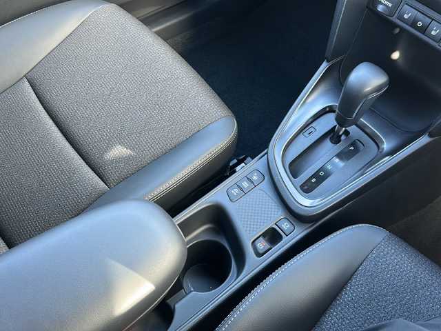 トヨタ ヤリスクロス ハイブリッド Z 岐阜県 2024(令6)年 0.5万km ブラックマイカ 登録時走行距離：4723km/ワンオーナー/純正ディスプレイオーディオ/バックモニター/Bluetooth・フルセグテレビ/レーダークルーズコントロール/レーンキープアシスト/前後コーナーセンサー/パワーシート/ハーフレザーシート/シートヒーター/ステアリングヒーター/ビルトインETC/前後ドライブレコーダー/オートライト/オートマチックハイビーム/プッシュスタート/スマートキー/純正18インチアルミホイール/保証書/取扱説明書