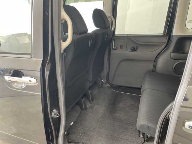 ホンダ Ｎ ＢＯＸ カスタム G 兵庫県 2014(平26)年 8.4万km スマートブラック ・社外SDナビ/・バックカメラ/・CD・AM・FM・TV/・片側パワースライドドア/・横滑り防止装置/・アイドリングストップ/・ETC/・ECON/・ドアバイザー/・ステアリングスイッチ/・純正フロアマット/・スマートキー/・HIDヘッドライト/・フォグランプ/・プッシュスタート/・取扱説明書/・保証書