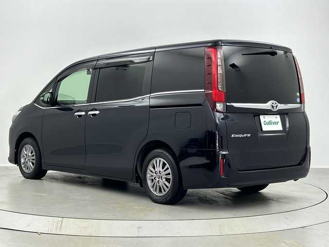 トヨタ エスクァイア Gi 福島県 2015(平27)年 6.5万km スパークリングブラックパールクリスタルシャイン /禁煙車//純正11インチフリップダウンモニター/【V11T-R62C】//クルーズコントロール//純正7インチナビ/・BT.CD.DVD.SD/・フルセグTV//バックカメラ//両側パワースライドドア//ビルトインETC//ドライブレコーダー（FR）//合皮シート/・前席シートヒーター//ステアリングスイッチ//プッシュスタート//スマートキー//LEDヘッドライト//フォグライト//純正15インチAW//夏タイヤ積み込み/【社外AW（195/65/15）】//純正ドアバイザー//社外フロアマット