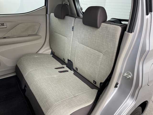 日産 デイズ X 道央・札幌 2022(令4)年 3.1万km スターリングシルバーM ・4WD/・純正７インチナビ/　（フルセグ/BT/CD/DVD)/・アラウンドビューモニター/・エマージェンシーブレーキ/・オートライト/・レーンキープアシスト/・運転席/助手席シートヒーター/・ステアリングスイッチ/・コーナーセンサー/・ＥＴＣ