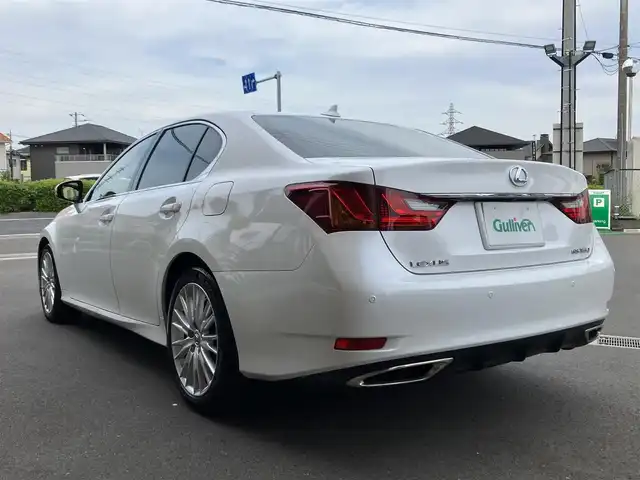 レクサス ＧＳ 350 バージョンL 埼玉県 2012(平24)年 4.6万km ホワイトパールクリスタルシャイン 登録時45105km/茶革シート/　・パワーシート（メモリー機能付）/　・シートヒーター/　・シートエアコン/純正メーカーHDDナビ/　・フルセグTV/　・TVキャンセラー/　・CD/DVD再生/　・Bluetooth接続/　・AUX/USB端子/　・HDDミュージックサーバー/バックカメラ/クリアランスソナー/ドライブレコーダー/パワーバックドア/ビルトインETC/スマートキー×2/プッシュスタートボタン/クルーズコントロール/オートサンシェード/ウッドコンビハンドル/電子パーキングブレーキ/パドルシフト/ナノイー内蔵オートエアコン/HIDヘッドライト/フォグライト/純正18インチAW/保証書/取扱説明書/ナビ取扱説明書/整備記録簿（H25.H26.H29.R3.R5.R7）