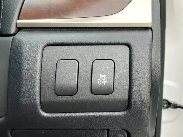 レクサス ＧＳ 350 バージョンL 埼玉県 2012(平24)年 4.6万km ホワイトパールクリスタルシャイン 登録時45105km/茶革シート/　・パワーシート（メモリー機能付）/　・シートヒーター/　・シートエアコン/純正メーカーHDDナビ/　・フルセグTV/　・TVキャンセラー/　・CD/DVD再生/　・Bluetooth接続/　・AUX/USB端子/　・HDDミュージックサーバー/バックカメラ/クリアランスソナー/ドライブレコーダー/パワーバックドア/ビルトインETC/スマートキー×2/プッシュスタートボタン/クルーズコントロール/オートサンシェード/ウッドコンビハンドル/電子パーキングブレーキ/パドルシフト/ナノイー内蔵オートエアコン/HIDヘッドライト/フォグライト/純正18インチAW/保証書/取扱説明書/ナビ取扱説明書/整備記録簿（H25.H26.H29.R3.R5.R7）