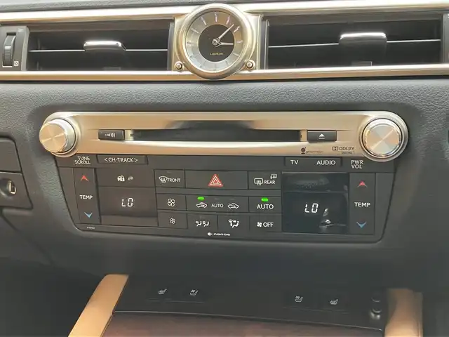 レクサス ＧＳ 350 バージョンL 埼玉県 2012(平24)年 4.6万km ホワイトパールクリスタルシャイン 登録時45105km/茶革シート/　・パワーシート（メモリー機能付）/　・シートヒーター/　・シートエアコン/純正メーカーHDDナビ/　・フルセグTV/　・TVキャンセラー/　・CD/DVD再生/　・Bluetooth接続/　・AUX/USB端子/　・HDDミュージックサーバー/バックカメラ/クリアランスソナー/ドライブレコーダー/パワーバックドア/ビルトインETC/スマートキー×2/プッシュスタートボタン/クルーズコントロール/オートサンシェード/ウッドコンビハンドル/電子パーキングブレーキ/パドルシフト/ナノイー内蔵オートエアコン/HIDヘッドライト/フォグライト/純正18インチAW/保証書/取扱説明書/ナビ取扱説明書/整備記録簿（H25.H26.H29.R3.R5.R7）
