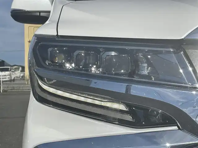 トヨタ アルファードハイブリット SR 青森県 2019(令1)年 3.9万km ホワイトパールクリスタルシャイン 寒冷地仕様/サンルーフ/ワンオーナー/ＢＳＭ／デジタルインナーミラー/３眼ＬＥＤヘッドライト/純正ＳＤナビフルセグ（ＮＳＺＮ－Ｚ６８Ｔ）/フリップダウンモニター（Ｖ１２Ｔ－Ｒ６８Ｃ）/パワーバックドア/純正エンスタ（スマートキー一体タイプ）/スマートキー/スペアキー/セーフティセンス/運転席助手席電動シート/新車時保証書/取扱説明書