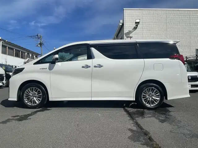 トヨタ アルファードハイブリット SR 青森県 2019(令1)年 3.9万km ホワイトパールクリスタルシャイン 寒冷地仕様/サンルーフ/ワンオーナー/ＢＳＭ／デジタルインナーミラー/３眼ＬＥＤヘッドライト/純正ＳＤナビフルセグ（ＮＳＺＮ－Ｚ６８Ｔ）/フリップダウンモニター（Ｖ１２Ｔ－Ｒ６８Ｃ）/パワーバックドア/純正エンスタ（スマートキー一体タイプ）/スマートキー/スペアキー/セーフティセンス/運転席助手席電動シート/新車時保証書/取扱説明書