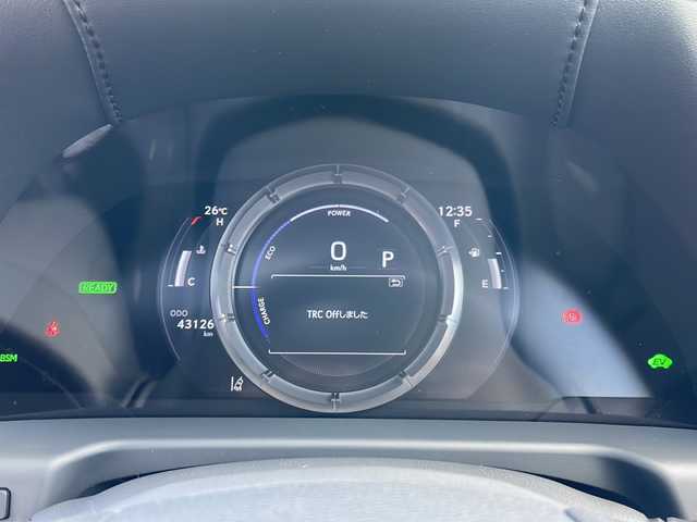 レクサス ＥＳ 300h Fスポーツ 岩手県 2021(令3)年 4.4万km ホワイトノーヴァガラスフレーク 純正SDナビ/フルセグTV/バックカメラ/ビルトインETC/ドライブレコーダー/レーダークルーズコントロール/衝突被害軽減ブレーキ/横滑り防止装置/パワーシート/シートヒーター/オートライト/LEDヘッドライト/フォグランプ/スマートキー/プッシュスタート/電動格納ミラー/純正19インチAW/純正フロアマット/純正ドアバイザー/保証書/取扱説明書
