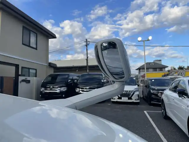 トヨタ ランドクルーザー プラド TX Lパッケージ 千葉県 2022(令4)年 4万km ホワイトパールクリスタルシャイン ワンオーナー/モデリスタフロントエアロ/モデリスタリアエアロ/モデリスタリアスポイラー/モデリスタマフラー/純正19インチアルミホイール/純正9インチナビ/クルーズコントロール/パワーバックドア/プッシュスタート/センターデフロック /ダウンヒルアシスト機能/オートハイビーム/ETC2.0/ヘッドライトウォッシャー/アイドルアップ（寒冷地仕様）/ヒルスタートアシスト/2nd START（雪道・泥道向け）/切替４WD/ドアバイザー/電動格納ミラー/ウィンカーミラー/保証書/取扱説明書、ナビ説明書