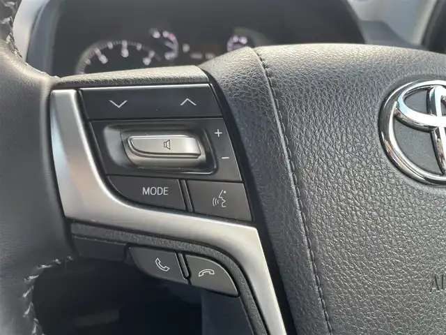 トヨタ ランドクルーザー プラド TX Lパッケージ 千葉県 2022(令4)年 4万km ホワイトパールクリスタルシャイン ワンオーナー/モデリスタフロントエアロ/モデリスタリアエアロ/モデリスタリアスポイラー/モデリスタマフラー/純正19インチアルミホイール/純正9インチナビ/クルーズコントロール/パワーバックドア/プッシュスタート/センターデフロック /ダウンヒルアシスト機能/オートハイビーム/ETC2.0/ヘッドライトウォッシャー/アイドルアップ（寒冷地仕様）/ヒルスタートアシスト/2nd START（雪道・泥道向け）/切替４WD/ドアバイザー/電動格納ミラー/ウィンカーミラー/保証書/取扱説明書、ナビ説明書