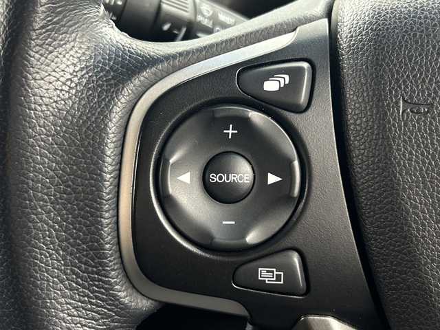 ホンダ フリード＋ ハイブリット EX 福島県 2017(平29)年 9.1万km クリスタルブラックパール /禁煙車//レーダークルーズコントロール//衝突被害軽減システム//レーンキープアシスト//バックカメラ//ビルトインETC//ドライブレコーダー//シートヒーター(D/N)//ハーフレザーシート//両側パワースライドドア//社外アルミホイール//純正フロアマット//純正ナビ//Bluetooth//フルセグテレビ//スマートキー//プッシュスタート