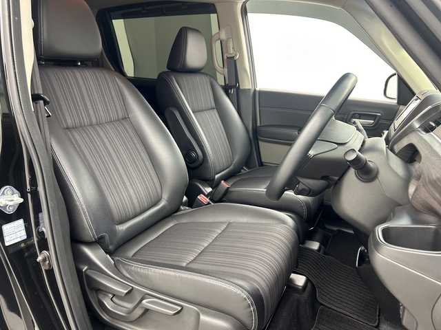 ホンダ フリード＋ ハイブリット EX 福島県 2017(平29)年 9.1万km クリスタルブラックパール /禁煙車//レーダークルーズコントロール//衝突被害軽減システム//レーンキープアシスト//バックカメラ//ビルトインETC//ドライブレコーダー//シートヒーター(D/N)//ハーフレザーシート//両側パワースライドドア//社外アルミホイール//純正フロアマット//純正ナビ//Bluetooth//フルセグテレビ//スマートキー//プッシュスタート