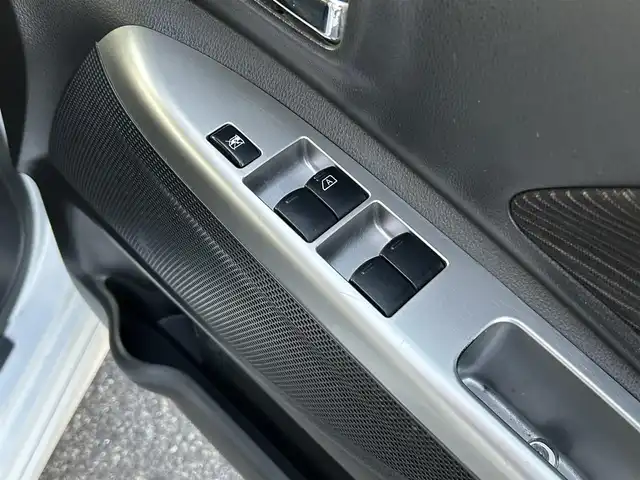 日産 デイズ ルークス ハイウェイスターターボ 鳥取県 2014(平26)年 4.8万km ホワイトパール ターボ/純正ナビ／フルセグ／ＣＤ／ＤＶＤ／ＢＴ/アラウンドビューモニター/ＥＴＣ/両側パワースライドドア/キセノンライト/純正アルミホイール/プッシュエンジンスタート/純正エアロパーツ/ウィンカーミラー/フォグランプ/電動格納ミラー/フロアマット/ドアバイザー