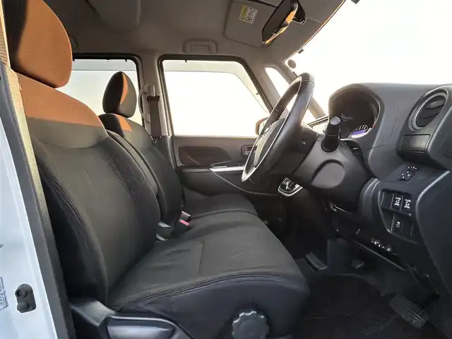 日産 デイズ ルークス ハイウェイスターターボ 鳥取県 2014(平26)年 4.8万km ホワイトパール ターボ/純正ナビ／フルセグ／ＣＤ／ＤＶＤ／ＢＴ/アラウンドビューモニター/ＥＴＣ/両側パワースライドドア/キセノンライト/純正アルミホイール/プッシュエンジンスタート/純正エアロパーツ/ウィンカーミラー/フォグランプ/電動格納ミラー/フロアマット/ドアバイザー