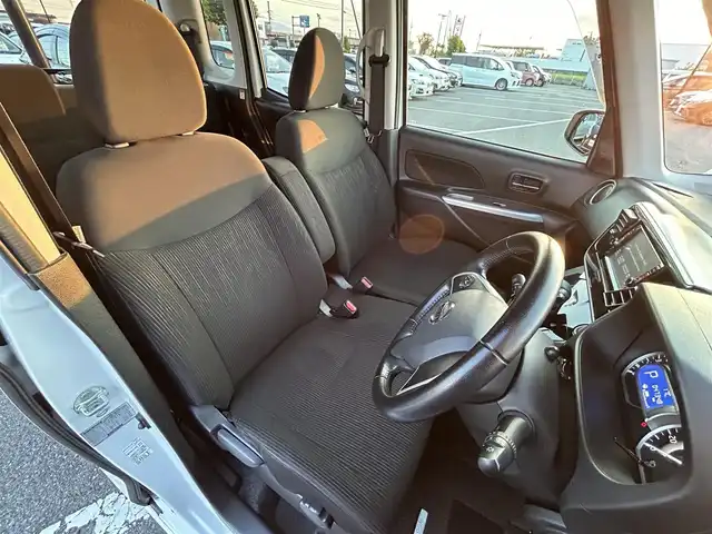 日産 デイズ ルークス ハイウェイスターターボ 鳥取県 2014(平26)年 4.8万km ホワイトパール ターボ/純正ナビ／フルセグ／ＣＤ／ＤＶＤ／ＢＴ/アラウンドビューモニター/ＥＴＣ/両側パワースライドドア/キセノンライト/純正アルミホイール/プッシュエンジンスタート/純正エアロパーツ/ウィンカーミラー/フォグランプ/電動格納ミラー/フロアマット/ドアバイザー