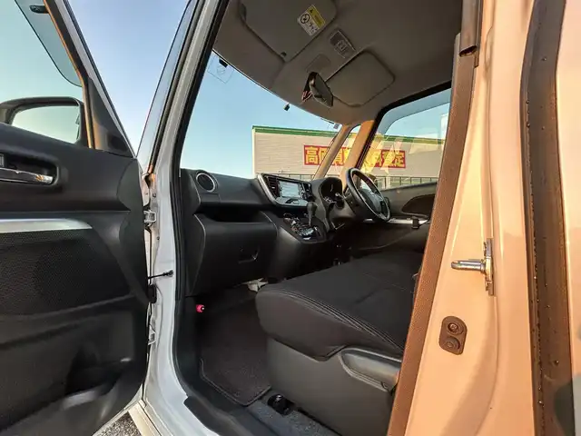 日産 デイズ ルークス ハイウェイスターターボ 鳥取県 2014(平26)年 4.8万km ホワイトパール ターボ/純正ナビ／フルセグ／ＣＤ／ＤＶＤ／ＢＴ/アラウンドビューモニター/ＥＴＣ/両側パワースライドドア/キセノンライト/純正アルミホイール/プッシュエンジンスタート/純正エアロパーツ/ウィンカーミラー/フォグランプ/電動格納ミラー/フロアマット/ドアバイザー
