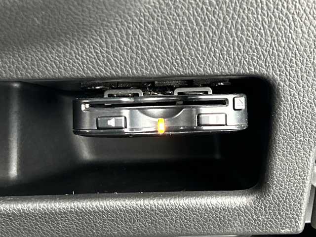 日産 デイズ ルークス ハイウェイスターターボ 愛知県 2014(平26)年 4.8万km ホワイトパール ターボ/純正ナビ／フルセグ／ＣＤ／ＤＶＤ／ＢＴ/アラウンドビューモニター/ＥＴＣ/両側パワースライドドア/キセノンライト/純正アルミホイール/プッシュエンジンスタート/純正エアロパーツ/ウィンカーミラー/フォグランプ/電動格納ミラー/フロアマット/ドアバイザー/取扱説明書/横滑り防止装置/スペアキー1本