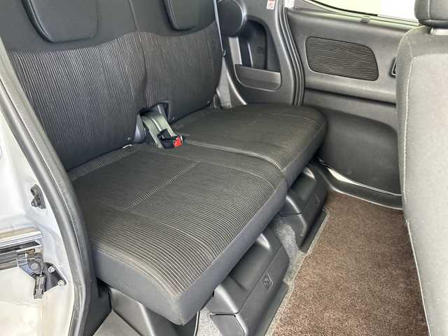 日産 デイズ ルークス ハイウェイスターターボ 愛知県 2014(平26)年 4.8万km ホワイトパール ターボ/純正ナビ／フルセグ／ＣＤ／ＤＶＤ／ＢＴ/アラウンドビューモニター/ＥＴＣ/両側パワースライドドア/キセノンライト/純正アルミホイール/プッシュエンジンスタート/純正エアロパーツ/ウィンカーミラー/フォグランプ/電動格納ミラー/フロアマット/ドアバイザー/取扱説明書/横滑り防止装置/スペアキー1本