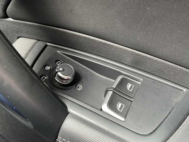 アウディ Ｓ１ 富山県 2016(平28)年 5.9万km スクーバブルーメタリック 4WD/純正ナビ/ドライブレコーダー(前後)/ETC/シートヒーター(前席)/ステアリングスイッチ/クリアランスリナー/横滑り防止/ドライブセレクト/純正フロアマット/オートライト/電格ミラー