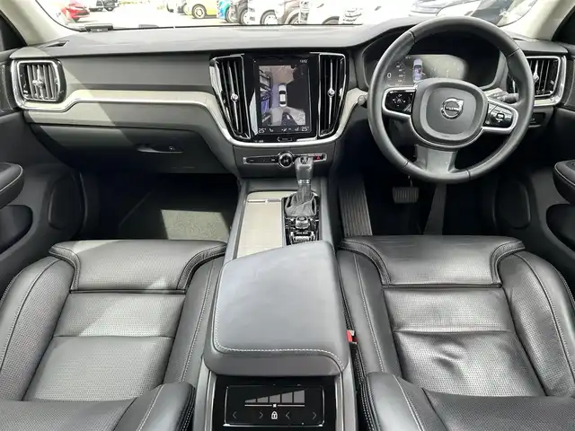 ボルボ Ｓ６０ T5 インスクリプション 愛知県 2020(令2)年 4.9万km ワイン 純正ナビ/TV/BT/USB/ハーマンカードンサウンドシステム/全方位カメラ/ETC/純正18インチAW/パーキングアシスト/クルーズコントロール/クリアランスソナー /ブラインドスポットモニター/ヘッドアップディスプレイ/前後ドライブレコーダー/黒レザーシート/前席メモリー付きパワーシート/前席シートヒーター /エアシート/アクティブベンディングライト/フロアマット