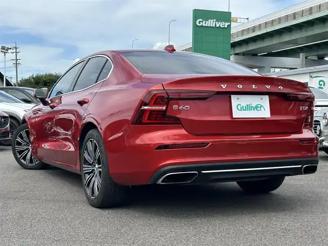 ボルボ Ｓ６０ T5 インスクリプション 愛知県 2020(令2)年 4.9万km ワイン 純正ナビ/TV/BT/USB/ハーマンカードンサウンドシステム/全方位カメラ/ETC/純正18インチAW/パーキングアシスト/クルーズコントロール/クリアランスソナー /ブラインドスポットモニター/ヘッドアップディスプレイ/前後ドライブレコーダー/黒レザーシート/前席メモリー付きパワーシート/前席シートヒーター /エアシート/アクティブベンディングライト/フロアマット