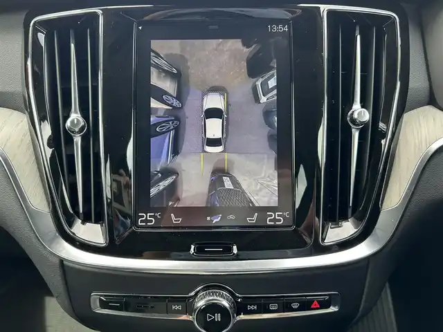 ボルボ Ｓ６０ T5 インスクリプション 愛知県 2020(令2)年 4.9万km ワイン 純正ナビ/TV/BT/USB/ハーマンカードンサウンドシステム/全方位カメラ/ETC/純正18インチAW/パーキングアシスト/クルーズコントロール/クリアランスソナー /ブラインドスポットモニター/ヘッドアップディスプレイ/前後ドライブレコーダー/黒レザーシート/前席メモリー付きパワーシート/前席シートヒーター /エアシート/アクティブベンディングライト/フロアマット