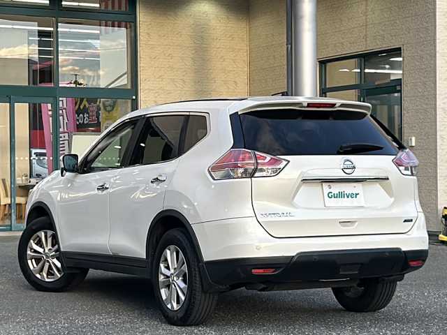 日産 エクストレイル 20X エマージェンシーブレーキ 愛知県 2016(平28)年 12.2万km ブリリアントホワイトパール ワンオーナー/禁煙車/純正メモリナビ/　AM/FM/CD/DVD/ワンセグ/前席シートヒーター/ビルトインETC/前後クリアランスソナー/エマージェンシーブレーキ/レーンキープアシスト/盗難防止装置/横滑り防止装置/オートライト/純正フロアマット/純正１７インチAW/Wエアバッグ/保証書/取説/スペアキー