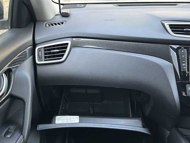 日産 エクストレイル 20X エマージェンシーブレーキ 愛知県 2016(平28)年 12.2万km ブリリアントホワイトパール ワンオーナー/禁煙車/純正メモリナビ/　AM/FM/CD/DVD/ワンセグ/前席シートヒーター/ビルトインETC/前後クリアランスソナー/エマージェンシーブレーキ/レーンキープアシスト/盗難防止装置/横滑り防止装置/オートライト/純正フロアマット/純正１７インチAW/Wエアバッグ/保証書/取説/スペアキー