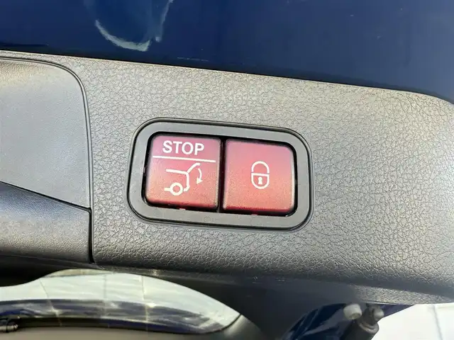 メルセデス・ベンツ ＧＬＢ２００ｄ 愛知県 2021(令3)年 8.5万km 青Ｍ /ワンオーナー車//純正メモリナビ//AM/FM/BT/フルセグ/USB//レーダーセーフティパッケージ//３６０°カメラシステム//ルーフレール//レーダークルーズコントロール//アクティブレーンキープアシスト//アクティブステアリングアシスト//道路標識アシスト//アテンションアシスト//パークとろにっく//レーンチェンジアシスト//ETC2.0//置くだけ充電//オートLEDヘッドライト//フロントフォグ/リアフォグ//オートワイパー//D席メモリ付きパワーシート//前席パワーシート、シートヒーター//電動パーキングブレーキ//純正ドライブレコーダー//パドルシフト//ステアリングスイッチ//オートリトラクタブルウィンカーミラー//電動チルト＆テレスコピックステアリング//プッシュスタート//スマートキー//スペアキー//保証書//取扱説明書