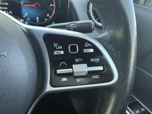 メルセデス・ベンツ ＧＬＢ２００ｄ 愛知県 2021(令3)年 8.5万km 青Ｍ /ワンオーナー車//純正メモリナビ//AM/FM/BT/フルセグ/USB//レーダーセーフティパッケージ//３６０°カメラシステム//ルーフレール//レーダークルーズコントロール//アクティブレーンキープアシスト//アクティブステアリングアシスト//道路標識アシスト//アテンションアシスト//パークとろにっく//レーンチェンジアシスト//ETC2.0//置くだけ充電//オートLEDヘッドライト//フロントフォグ/リアフォグ//オートワイパー//D席メモリ付きパワーシート//前席パワーシート、シートヒーター//電動パーキングブレーキ//純正ドライブレコーダー//パドルシフト//ステアリングスイッチ//オートリトラクタブルウィンカーミラー//電動チルト＆テレスコピックステアリング//プッシュスタート//スマートキー//スペアキー//保証書//取扱説明書