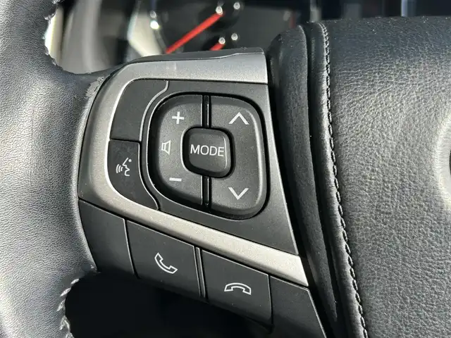 トヨタ ハリアー プレミアム 大阪府 2016(平28)年 7.4万km ホワイトパールクリスタルシャイン トヨタセーフティセンス/・アダプティクブクルーズコントロール/・プリクラッシュセーフティ/・レーンアシスト/・インテリジェントクリアランスソナー/・クリアランスソナー/・オートマチックハイビーム/社外ナビ　carrozzeriaナビ/・Bluetooth/フルセグTV/CD/DVD/USB/ラジオ/主要装備/・横滑り防止装置/・合皮シート/・D席パワーシート/・LEDヘッドライト/・フォグランプ/・nanoe/・ステアリングリモコン/・ドライブレコーダー前/・ETC