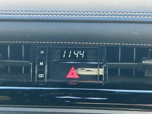 トヨタ ハリアー プレミアム 大阪府 2016(平28)年 7.4万km ホワイトパールクリスタルシャイン トヨタセーフティセンス/・アダプティクブクルーズコントロール/・プリクラッシュセーフティ/・レーンアシスト/・インテリジェントクリアランスソナー/・クリアランスソナー/・オートマチックハイビーム/社外ナビ　carrozzeriaナビ/・Bluetooth/フルセグTV/CD/DVD/USB/ラジオ/主要装備/・横滑り防止装置/・合皮シート/・D席パワーシート/・LEDヘッドライト/・フォグランプ/・nanoe/・ステアリングリモコン/・ドライブレコーダー前/・ETC