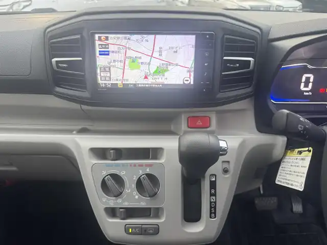 ダイハツ ミラ イース X リミテッド SAⅢ 三重県 2019(令1)年 1.8万km スカイブルーメタリック ナビ(Bluetooth/CD/地デジTV/AM/FM)/バックカメラ/ドライブレコーダー(前)/ETC/スマートアシスト3(衝突回避支援ブレーキ/衝突警報(対車両・歩行者)/車線逸脱警報/誤発進抑制制御/先行車発進お知らせ/オートハイビーム)/LEDヘッドランプ/電動格納ミラー/リモコンキー