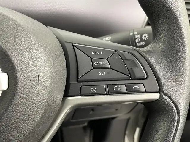 日産 セレナ X V 埼玉県 2020(令2)年 6.6万km ブリリアントホワイトパール ワンオーナー/純正SＤナビ（SDナビ為動作確認未）/純正フリップダウンモニター/両側パワースライドドア/エマージェンシーブレーキ/LDW/BSW/ビルドインETC/純正ドラレコ/前後コーナーセンサー