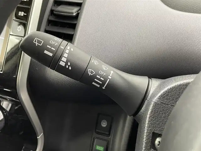 日産 セレナ X V 埼玉県 2020(令2)年 6.6万km ブリリアントホワイトパール ワンオーナー/純正SＤナビ（SDナビ為動作確認未）/純正フリップダウンモニター/両側パワースライドドア/エマージェンシーブレーキ/LDW/BSW/ビルドインETC/純正ドラレコ/前後コーナーセンサー