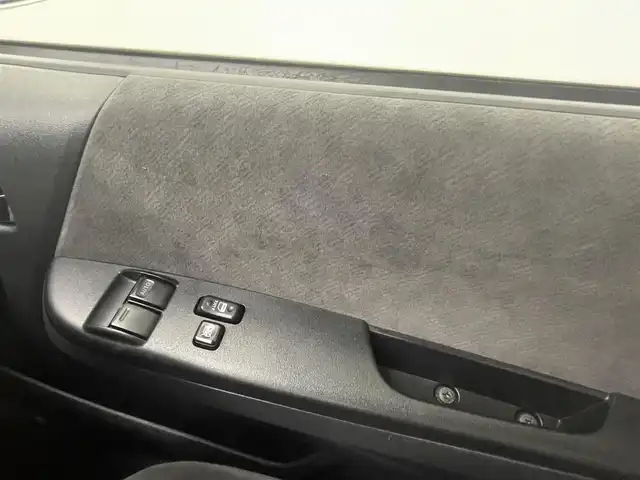 トヨタ ハイエース グランドキャビン 熊本県 2018(平30)年 3.8万km ホワイトパールクリスタルシャイン 社外ナビ（ＣＤ・ＤＶＤ・フルセグ・ＢＴ・ｉｐｏｄ・SD・ＵＳＢ）/バックカメラ/ミラ一体型ドライブレコーダー/ビルトインＥＴＣ　/片側パワースライドドア　/衝突軽減ブレーキ　/レーンキープアシスト　/横滑り防止　/純正フロアマット/オートライト　/オートマチックハイビーム/フォグライト/リモコンキー/スペアキー１本/保証書/取扱説明書