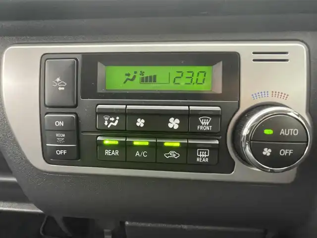 トヨタ ハイエース グランドキャビン 熊本県 2018(平30)年 3.8万km ホワイトパールクリスタルシャイン 社外ナビ（ＣＤ・ＤＶＤ・フルセグ・ＢＴ・ｉｐｏｄ・SD・ＵＳＢ）/バックカメラ/ミラ一体型ドライブレコーダー/ビルトインＥＴＣ　/片側パワースライドドア　/衝突軽減ブレーキ　/レーンキープアシスト　/横滑り防止　/純正フロアマット/オートライト　/オートマチックハイビーム/フォグライト/リモコンキー/スペアキー１本/保証書/取扱説明書