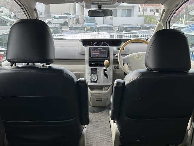 トヨタ ノア S Gエディション 沖縄県 2008(平20)年 14.9万km ホワイトパールクリスタルシャイン 社外ナビ　フルセグＴＶ　/バックカメラ　/社外ＥＴＣ　/レザー調シートカバー　/スマートキー