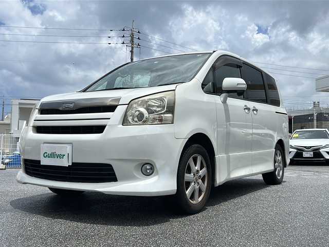 トヨタ ノア S Gエディション 沖縄県 2008(平20)年 14.9万km ホワイトパールクリスタルシャイン 社外ナビ　フルセグＴＶ　/バックカメラ　/社外ＥＴＣ　/レザー調シートカバー　/スマートキー