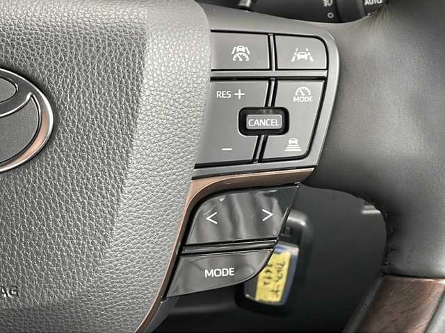 トヨタ アルファード Z 長野県 2023(令5)年 0.4万km ブラック ４WD/ブラックレザーシート/純正メーカーナビフルセグTV/３６０度ビューカメラ/ETC2.0/純正１８インチアルミ/両側パワースライドドア/パワーバックドア/インテリジェントルームミラー/クルーズコントロール/シートヒーター /オートハイビーム