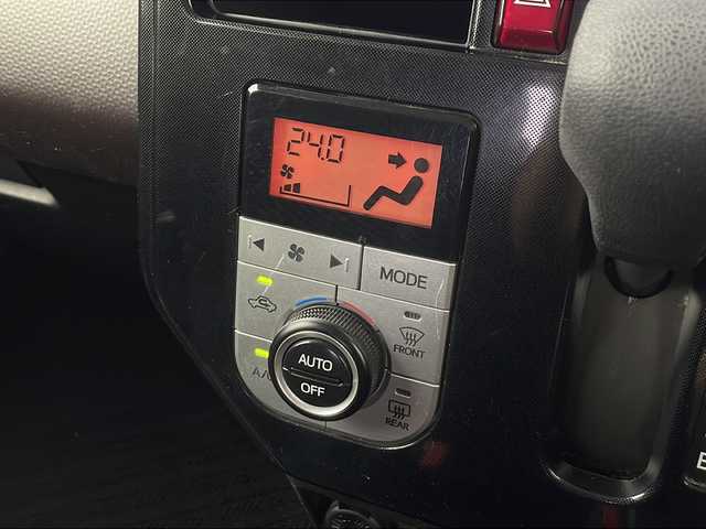 トヨタ タンク G－T 愛知県 2017(平29)年 5.5万km ファインブルーマイカメタリック /禁煙車//純正ナビ//ワンセグTV//ETC//バックカメラ//純正前方ドライブレコーダー//スマートアシストII//衝突回避支援ブレーキ//衝突警報機能//車線逸脱警報機能//誤発進抑制制御機能//後方誤発進抑制制御機能//先行車発進お知らせ機能//オートライト//両側電動スライドドア//フロントシートウォークスルー//純正フロアマット//ステアリングスイッチ//プッシュスタート//電動格納ミラーウィンカー//アイドリングストップ//新車保証書・取扱説明書//スペアキー