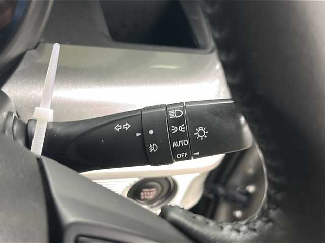 スズキ スペーシア ギア HYBRID XZ 長崎県 2018(平30)年 3.2万km スチールシルバーM 純正Panasonic7インチナビ（CN-RZ753W）/　　CD/DVD/BT/SD/iPod/USB//      MEMORY MUSIC/AM・FM/フルセグTV/全方位モニター用カメラパッケージ/　　・ヘッドアップディスプレイ/　　・進入禁止標識認識機能/　　・全方位モニター用カメラ/　　・USBソケット/　　・GPSアンテナ/　　・TV用アンテナ/スズキセーフティサポート/　　・デュアルセンサーブレーキサポート/　　・車線逸脱警報機能/　　・先行車発進お知らせ機能/　　・後退時ブレーキサポート/　　・リアパーキングセンサー/　　・誤発進抑制機能/　　・ふらつき警報機能/　　・ハイビームアシスト/　　・後方誤発進抑制機能/両側パワースライドドア/ビルトインETC/社外ドラレコ一体型デジタルインナーミラー/ルーフレール/スマートキー/プッシュスタート/リアサーキュレーター/リアサンシェード/シートバックテーブル/純正フロアマット/純正ドアバイザー/フォグ/取扱説明書/保証書
