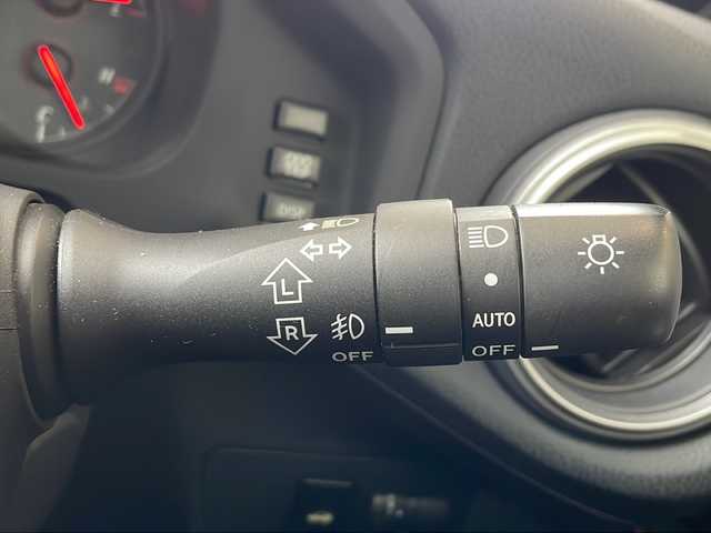トヨタ ８６ GT 秋田県 2014(平26)年 4.4万km クリスタルホワイトパール モデリスタフルエアロ/純正ナビ/　CD　DVD　Bluetooth　SD再生　フルセグ/パドルシフト　/純正革巻きステアリング/アルミペダル/ETC/デュアルオートエアコン/バックカメラ/オートライト/横滑り防止/電動格納ミラー/純正17インチアルミ