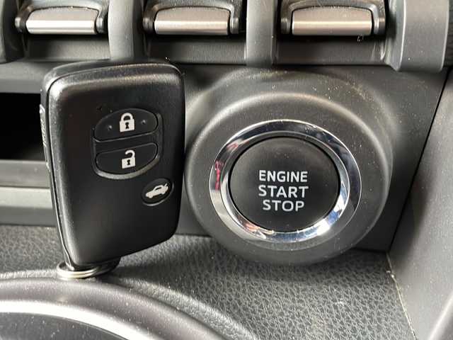 トヨタ ８６ GT 秋田県 2014(平26)年 4.4万km クリスタルホワイトパール モデリスタフルエアロ/純正ナビ/　CD　DVD　Bluetooth　SD再生　フルセグ/パドルシフト　/純正革巻きステアリング/アルミペダル/ETC/デュアルオートエアコン/バックカメラ/オートライト/横滑り防止/電動格納ミラー/純正17インチアルミ