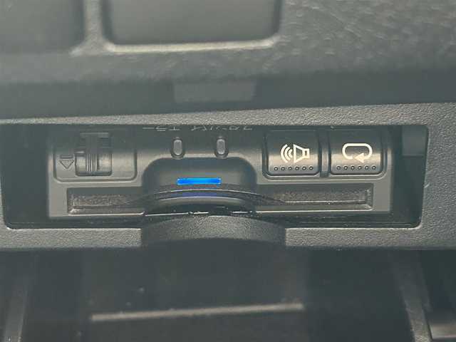 トヨタ アルファード S Cパッケージ 兵庫県 2018(平30)年 4.2万km ホワイトパールクリスタルシャイン 社外7インチナビ/10.1型アルパインFダウンモニター/(CD/DVD/BT/SD)/フルセグTV/ETC/バックカメラ/両側パワースライドドア/衝突軽減ブレーキ/コーナーセンサー/レーダークルーズコントロール/MTモード付AT/フルレザーシート/前席シートヒーター/前席エアーシート/パワーシート/パワーシートメモリ機能3/LEDヘッドライト/オートライト/オートハイビーム/フォグランプ/オートリトラミラー/スマートキー/ステアリングヒーター/ステアリングリモコン/革巻きステアリング